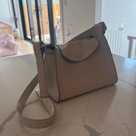 Cuyana Double Loop Leather Bag in Pebbled Stone - Picture 13 of 13